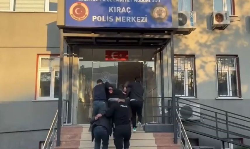 Avcılar'da uyuşturucu operasyonu: 5 kişi gözaltına alındı