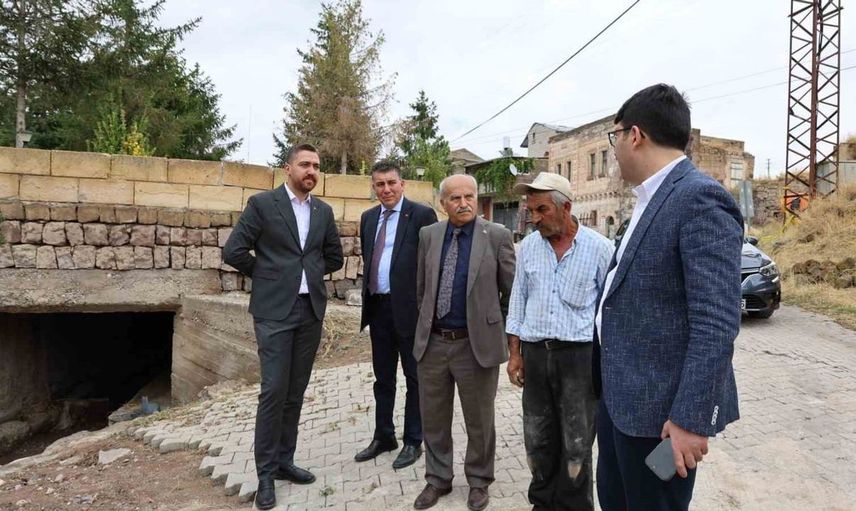 Sel sularında mahsur kalan sürücüler o anları anlattı