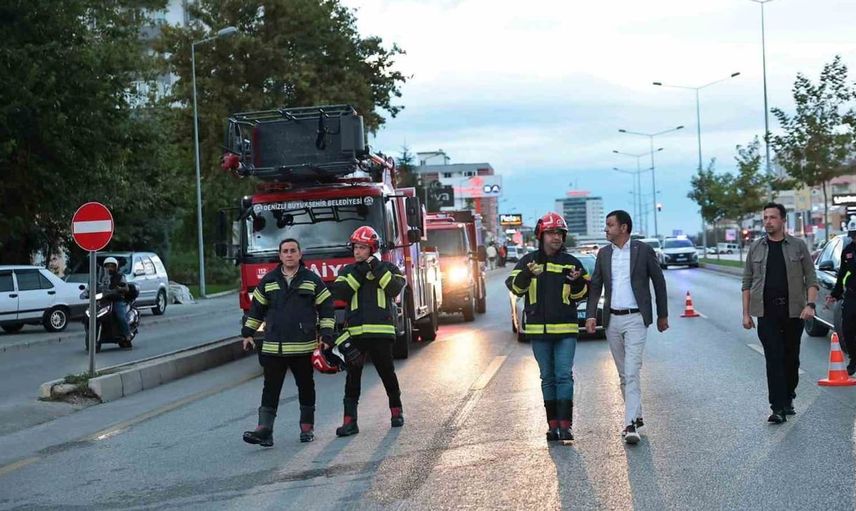 Başkan Çavuşoğlu, yangın sonrası işletme sahiplerine geçmiş olsun ziyaretinde bulundu