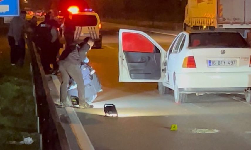 Bursa'da korkunç kaza: Yolun karşısına geçerken otomobil çarptı