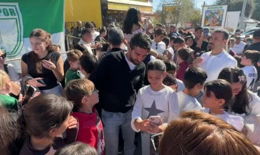 Eğitim yararına düzenlenen etkinlikte Bodrum FK ve dizi oyuncuları bir araya geldi