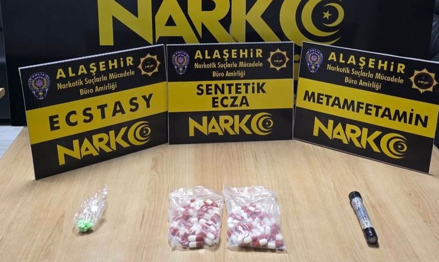 Uyuşturucu ticareti şüphesi: çatıdan kaçmaya çalıştı ama yakalandı
