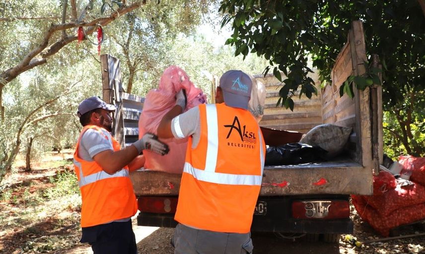 Antalya'da merdiven altı gıda denetimi: hijyen kurallarına uymayan işletmeye el konuldu