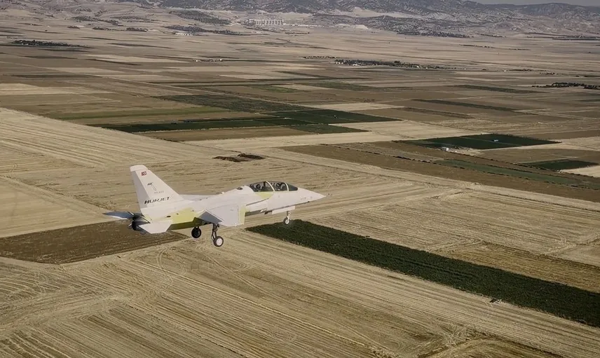 HÜRJET’in ilk uçuşu, 30 Ağustos Zafer Bayramı'nda gerçekleştirildi