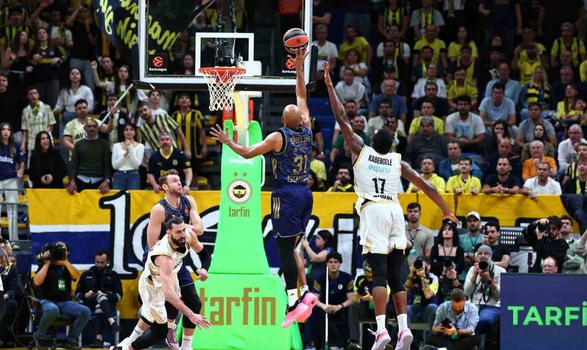 Fenerbahçe, Dubai Basketbol'u yenerek serisini sürdürdü