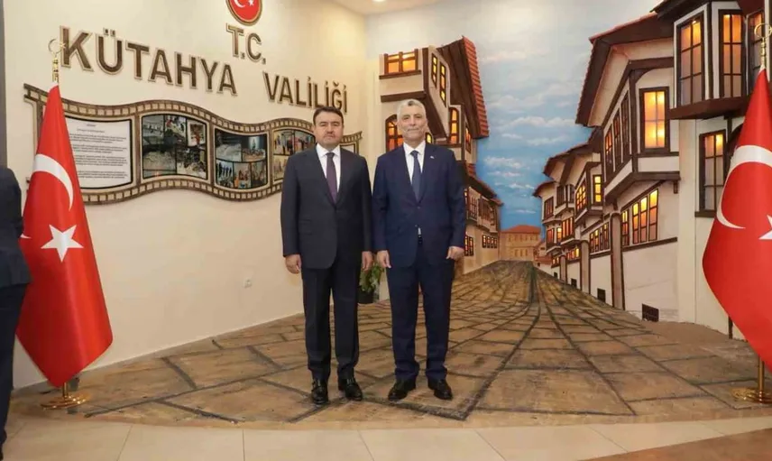 Ticaret Bakanı Bolat, Kütahya Valiliği'ni ziyaret etti