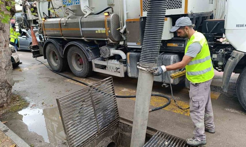 Sinop'ta sel riskine karşı altyapı temizliği yapıldı