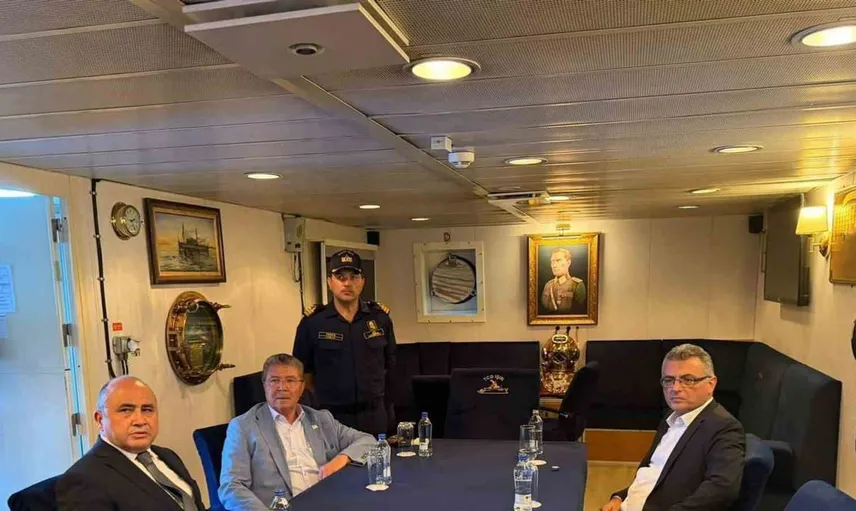 KKTC Cumhurbaşkanı Erhürman, TCG Işın ile deniz faciasında arama çalışmalarını izledi