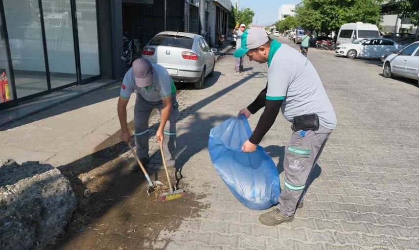 Nazilli Belediyesi’nden sanayi bölgesinde temizlik seferberliği