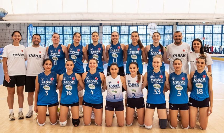 Yaşar Üniversitesi kadın voleybol takımı Avrupa beşincisi oldu