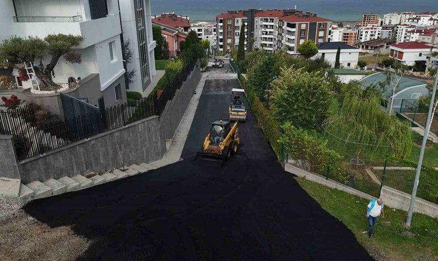 Atakum'da ulaşım konforunu artıran yol çalışmaları devam ediyor