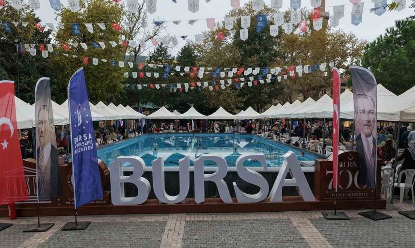 Bursalı kadınlar için umut dolu bir pazar: Dayanışma pazarı 21. kez kuruldu