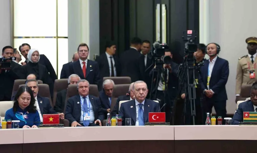 Bişkek'te ŞİÖ Zirvesi genişletilmiş oturumu başladı