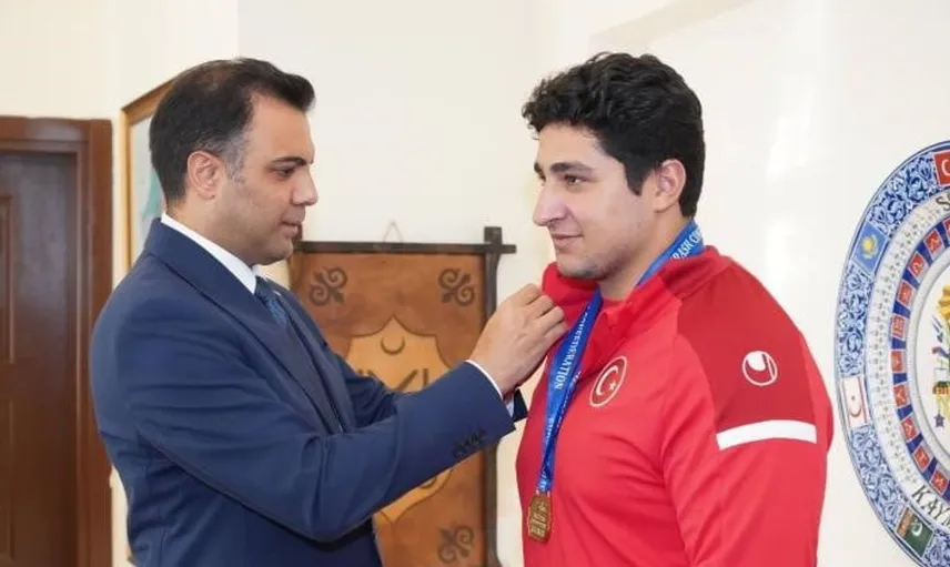Bilecik sporcuları Avrupa ve Türkiye'de zaferle döndü