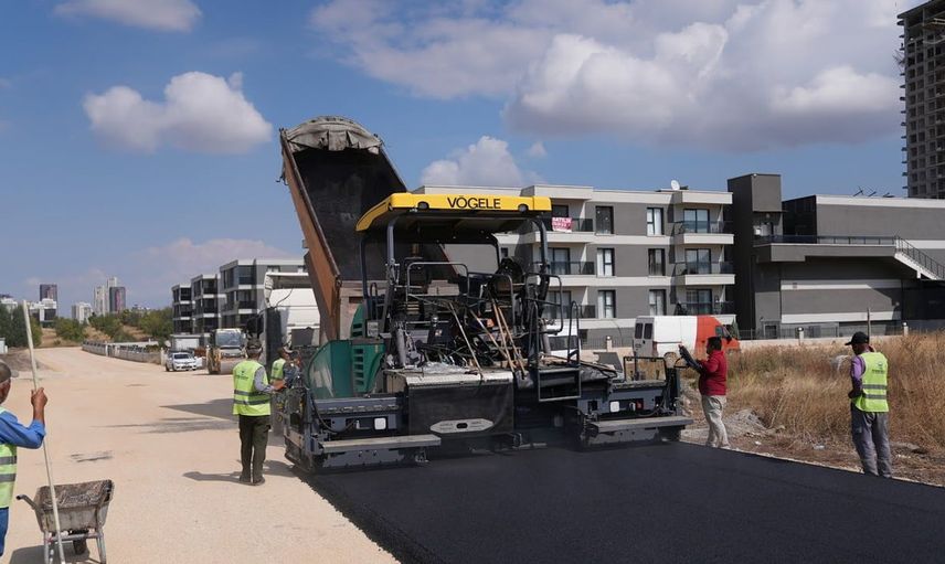 Gölbaşı Belediyesi eylülde toplam 22 bin 500 ton asfalt serimi gerçekleştirdi