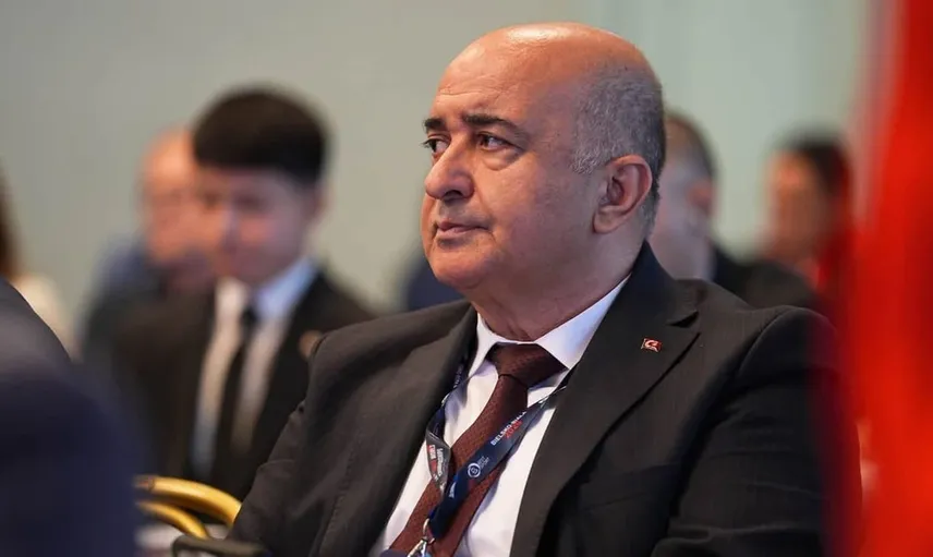 Ercüment Taşdemir, dünya karate federasyonu yönetim kuruluna seçilerek tarihi bir başarıya imza attı
