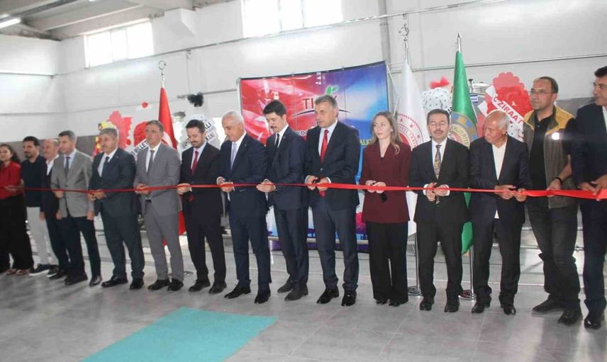 Malazgirt'te süt toplama merkezi hizmete girdi