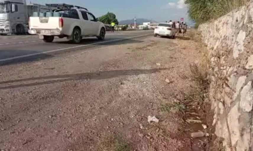 Adıyaman'da motosiklet sürücüsü kafa kafaya çarpışma sonucu ağır yaralandı