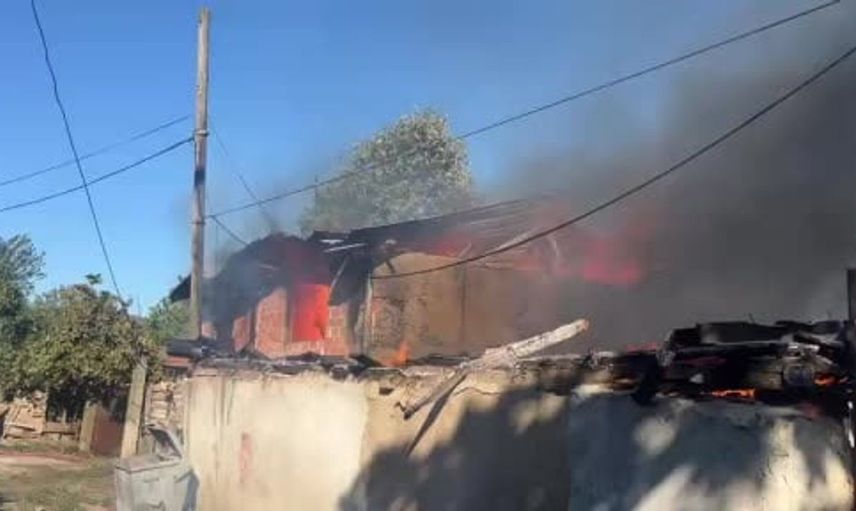 Mustafakemalpaşa'da konut yangını paniği: Alevler hızla yayıldı