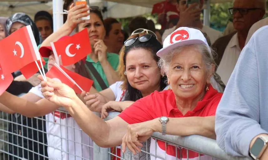 Sakarya'da 30 Ağustos Zafer Bayramı kutlamaları coşkuyla yapıldı