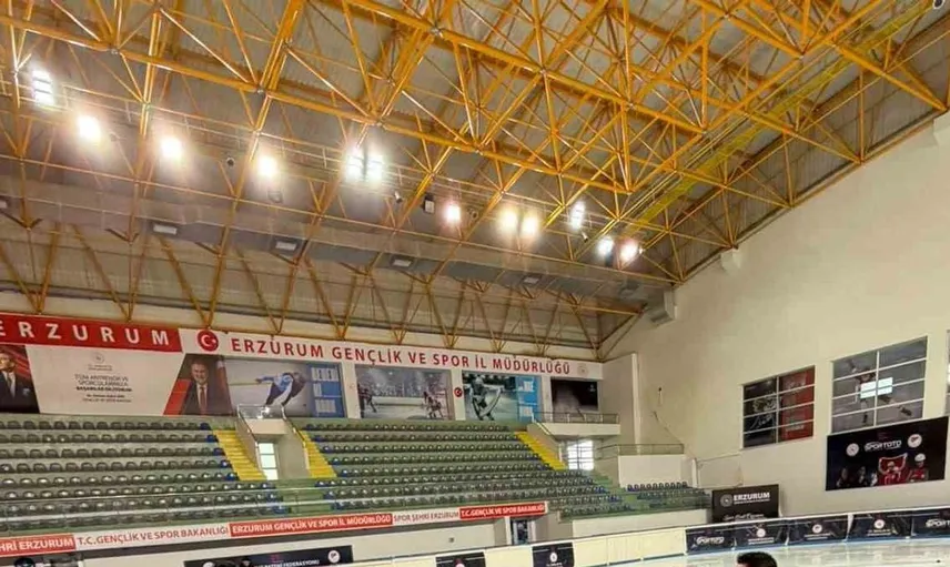 Samsunlu buz pateni sporcuları Türkiye Şampiyonası'nda 25 madalya kazanarak bir ilke imza attı