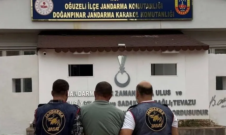 Gaziantep'te 27 yıl kesinleşmiş ceza ile aranan kişi jandarma tarafından yakalandı