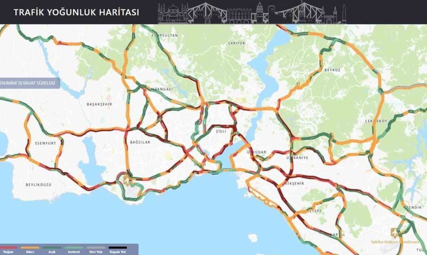 İstanbul'da sağanak yağış trafiği felç etti