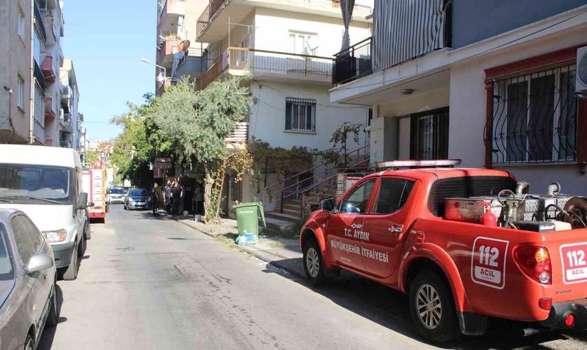 Torunun ihbarıyla harekete geçen ekipler, yaşlı kadını evinde buldu
