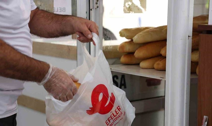 Efe ekmek uygulamasıyla vatandaşların bütçesine destek