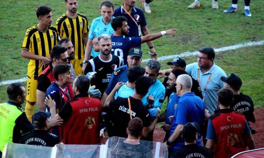 Düzcespor ile Beykoz Anadolu maçında tatsız olay: karşılaşma tatil edildi