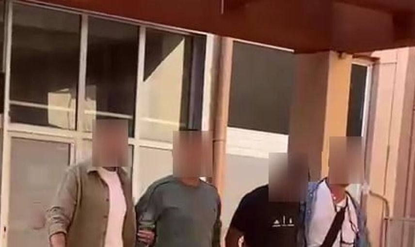 Bergama'da şüpheli araçta uyuşturucu hap bulundu: İki kişi tutuklandı