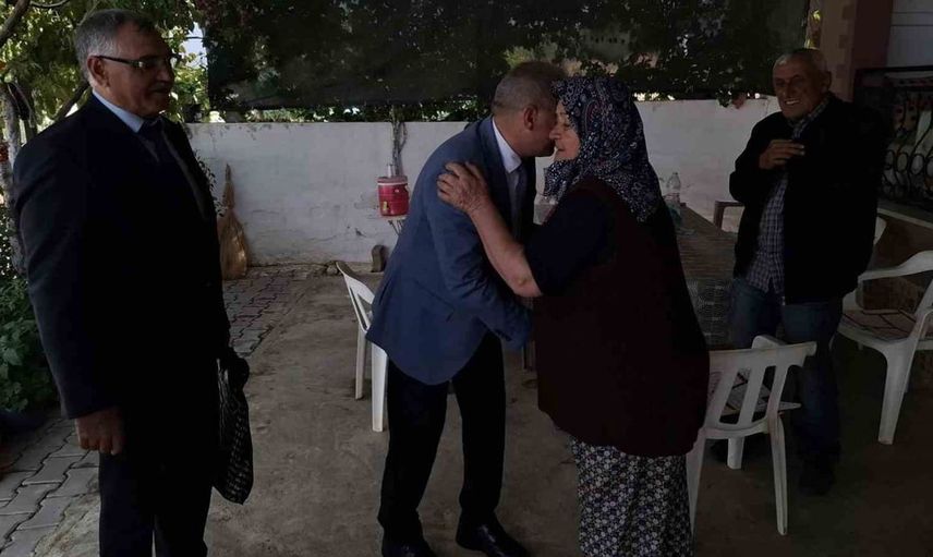 Şehit Esin Akay’a vefa ziyareti: Sarıgöl’de anlamlı buluşma