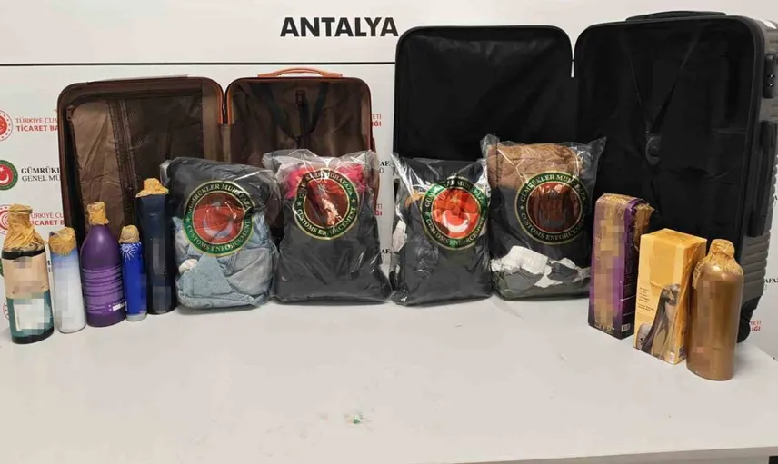 Antalya havalimanında büyük uyuşturucu operasyonu: 18 kilo likit metamfetamin ele geçirildi