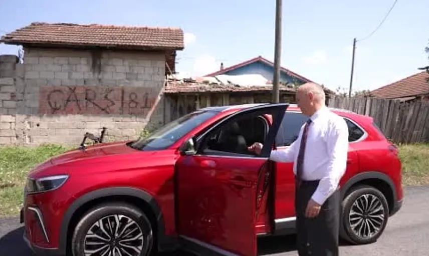 Başkan Özlü, yeni asfalt yolları TOGG ile test etti