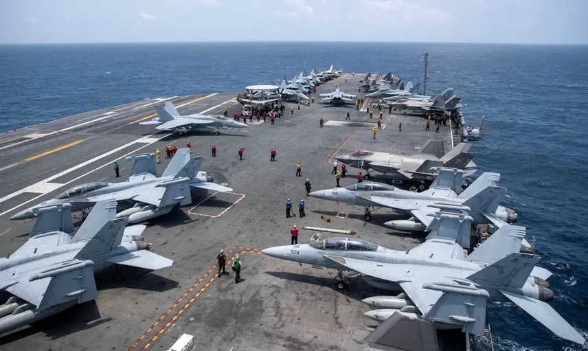 USS George Washington uçak gemisi Orta Doğu'ya gönderildi: Abraham Lincoln'daki sorunlar artıyor