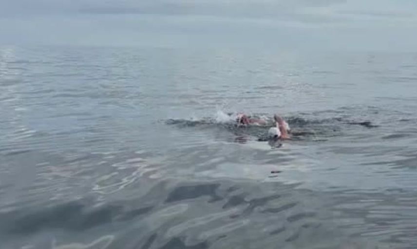 Kasapoğlu, İzmirli sporcu Tuna Tunca'yı tebrik etti