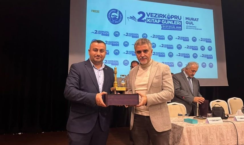 Vezirköprü Kitap Günleri'nde eğitimcilerle edebiyat sohbeti yapıldı