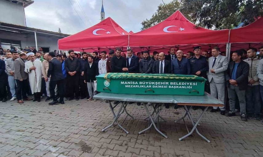 Soma'daki göçükte hayatını kaybeden Ramazan İnce, son yolculuğuna uğurlandı