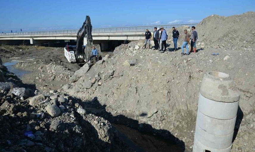 Türkeli'de altyapı çalışmaları hız kazandı: Kanalizasyon hattı yenileniyor