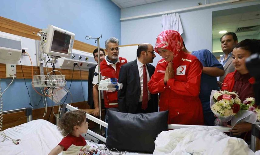 Gazze’ye tıbbi destek seferberliği: Türk Kızılay Genel Başkanı Yılmaz, hastaları ziyaret etti