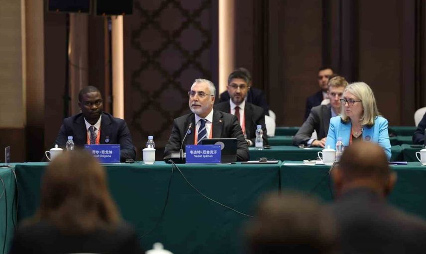 Bakan Işıkhan: Yapay zeka insan kapasitesini destekleyen bir araç olmalıdır