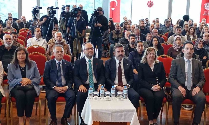 Bursa’da iletişim yüzyılı programı: kamu ile vatandaş arasında güçlü bağlar kuruluyor