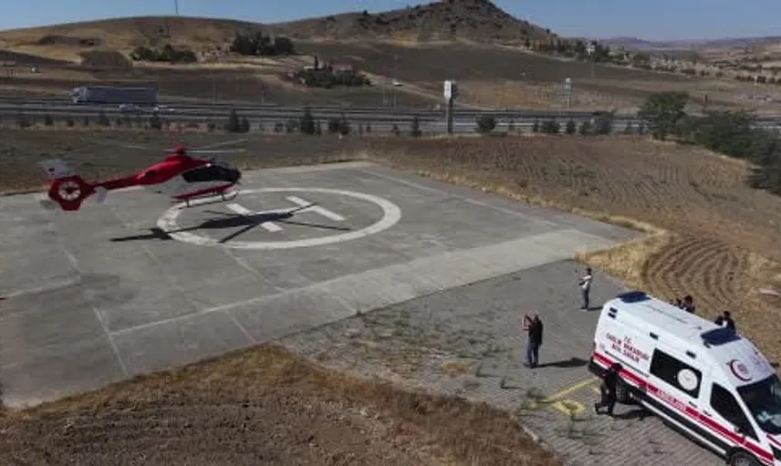 Ağırlaşan sağlık durumları nedeniyle iki çocuk, ambulans helikopterle Ankara'ya sevk edildi