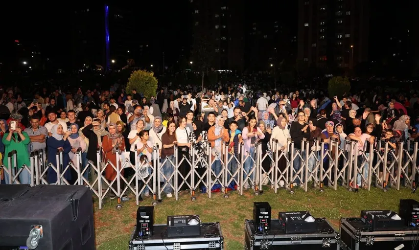 Melikgazi'de müzik dolu yaz akşamı: Talha Bora Öge konseri