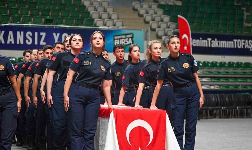 Bursa'da itfaiye teşkilatı güçleniyor: 150 yeni personel göreve başlıyor