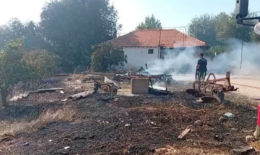 Serik'te yangın tehdidi, biber serası zarar gördü