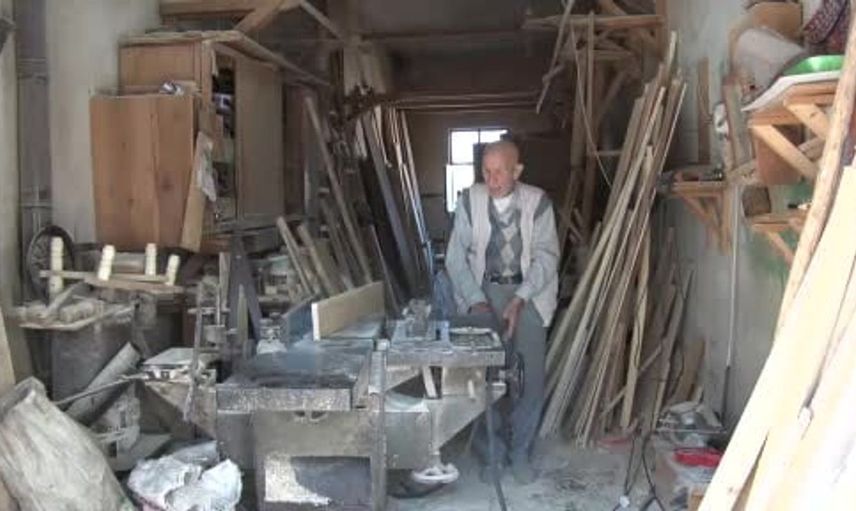 Gaziantep'te 90 yaşında marangoz ustası: El emeği ile geleneği yaşatıyor