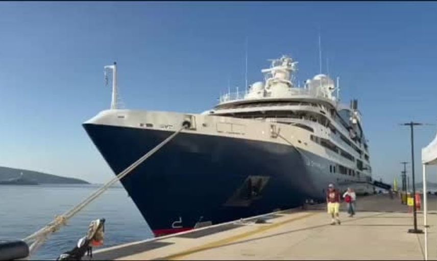 Bodrum’da üç kruvaziyer gemisiyle turist akını başladı