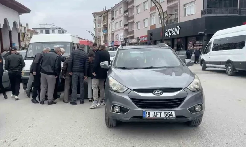 Çorum'da yaya otomobilin çarpması sonucu yaralandı