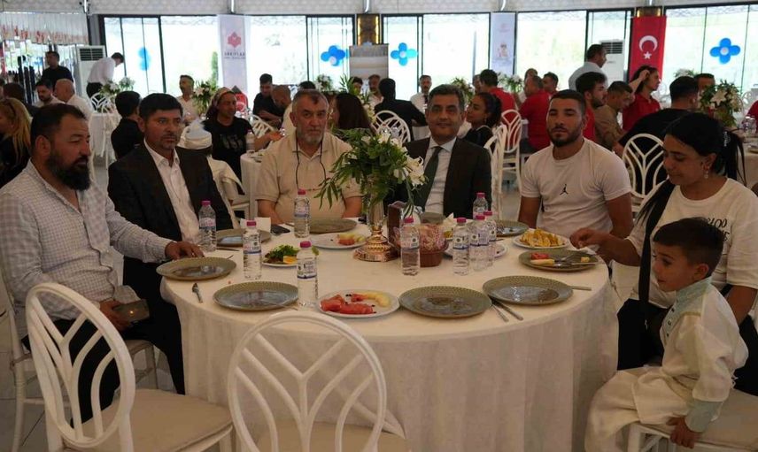 Kırıkkale'de 41 çocuk için toplu sünnet şöleni düzenlendi